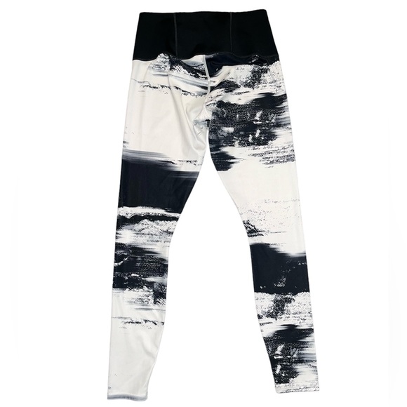Puma Athletic Leggings - Splatter Paint Style - Picture 2 of 2